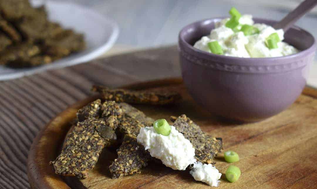 Gesund und Lecker: Cracker mit Leinsamen