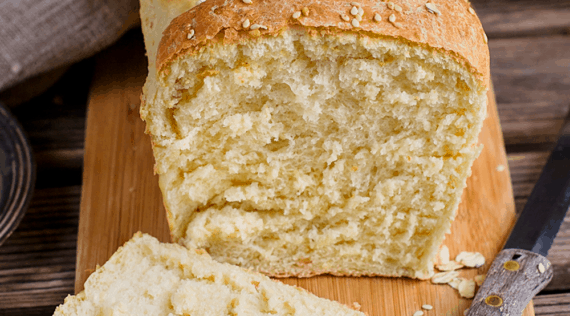 Fluffiges Weißbrot mit Buttermilch – Rezept für den Thermomix®